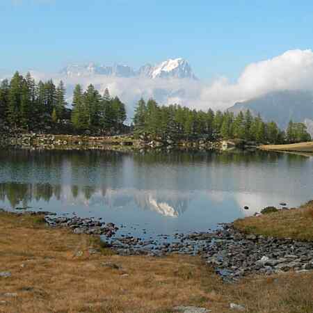 Lago di Pietra Rossa